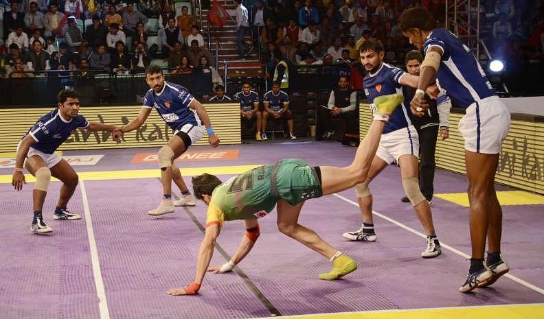 Rohit Kumar Dabang Delhi Pro Kabaddi Patna Pirates