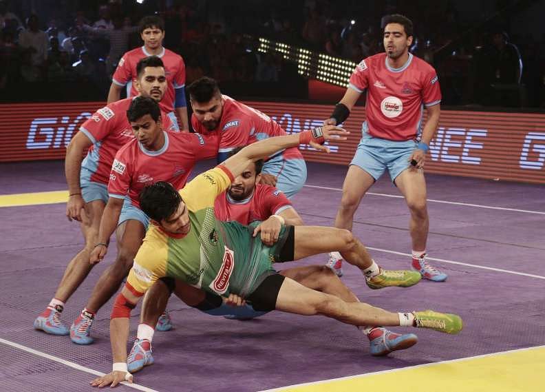 Rohit Kumar Patna Pirates Pro Kabaddi Jaipur Pink Panthers