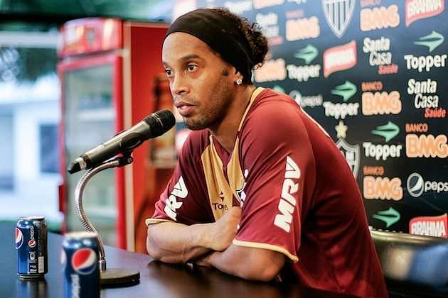 Ronaldinho lost a lucrative $750,000 contract with Coca-Cola after he was spotted with Pepsi cans at a press conference.