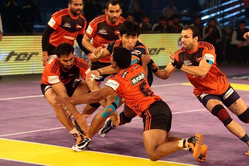 U Mumba 41-29 Bengal Warriors; The defending champions set up final clash with Patna