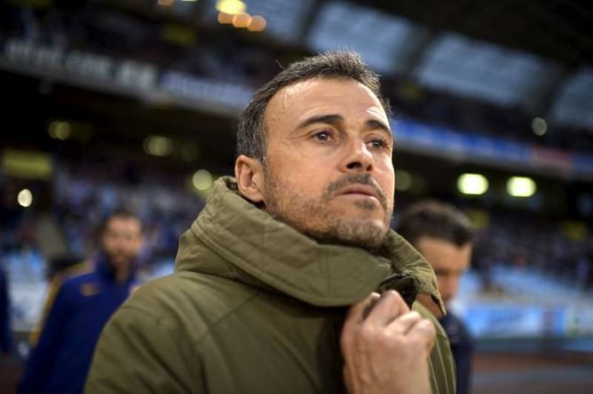 Barcelona coach challenges stuttering team to repeat treble
