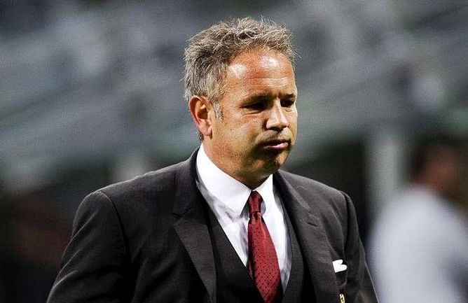 AC Milan sack coach Sinisa Mihajlovic, Brocchi takes charge