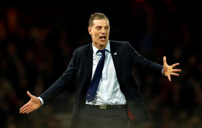 Man United spoil West Ham party to reach Cup semis