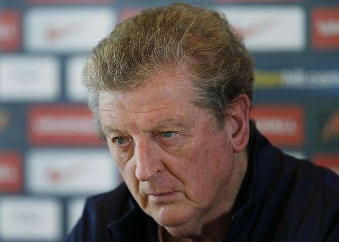 Hodgson plays down Carroll's Euro 2016 chances