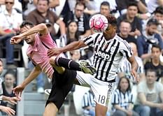 Juve close in on title, Totti scores late brace in Roma win