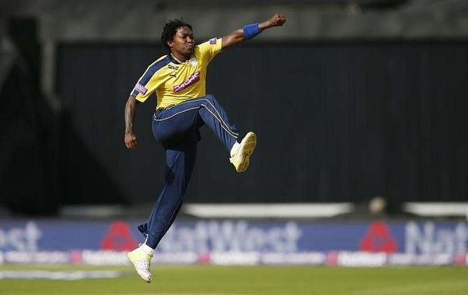 Hampshire's Edwards fractures ankle playing soccer in warm-up