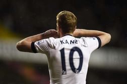 Kane refusing to give up as Foxes close on title