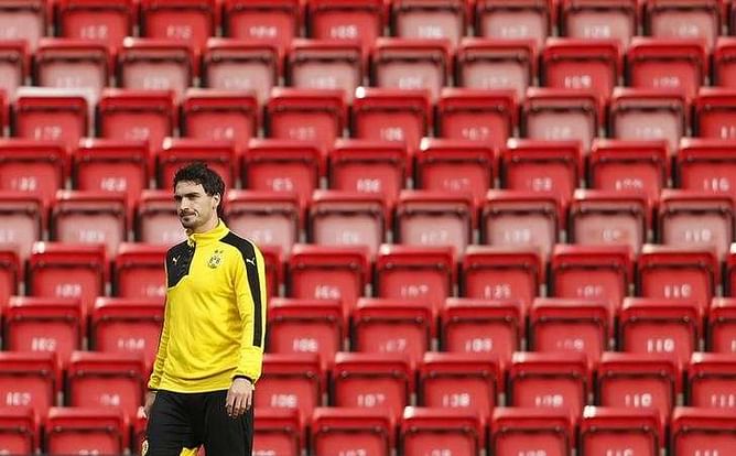 Dortmund's Hummels seeks move to rivals Bayern Munich