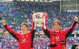 Louis van Gaal wants success in both FA Cup and EPL for Manchester United