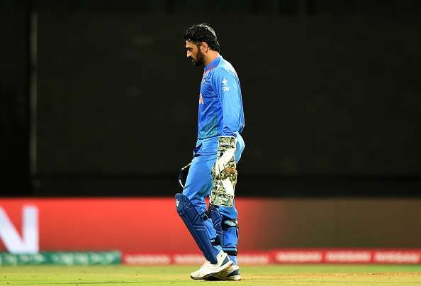 MS Dhoni resigns as brand ambassador of Amrapali group