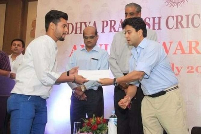Madhya Pradesh leg spinner Palash Kochar picks up all 10 wickets in an innings