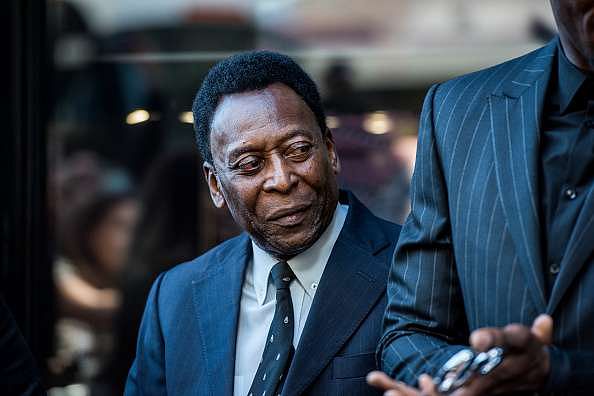 Football legend Pele would be happy to light Rio Olympic cauldron