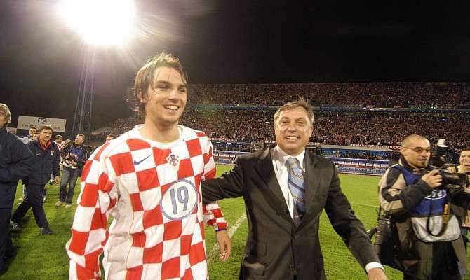 Niko Kranjcar alongside his father and then-coach Zlatko Kranjcar, before the 2006 World Cup
