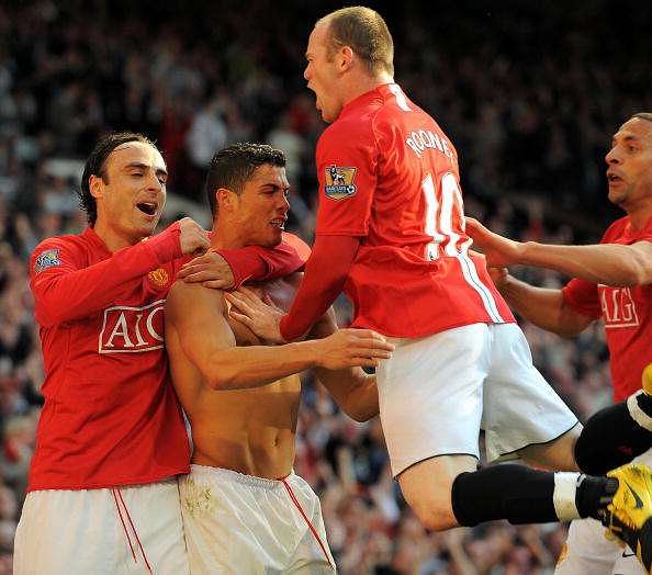 Ronaldo celebrates with Rooney