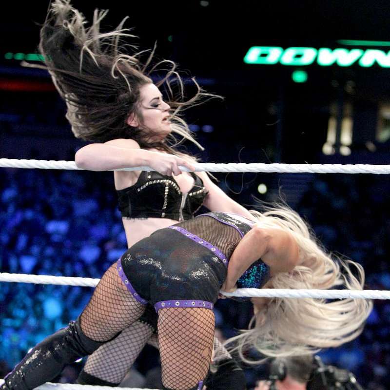 Paige gets Dana with a knee (Photo credits: WWE Network)