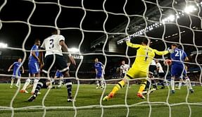 Tottenham lose their heads and title chances