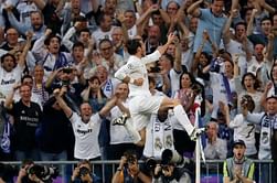 Knee problem rules Bale out of Valencia clash