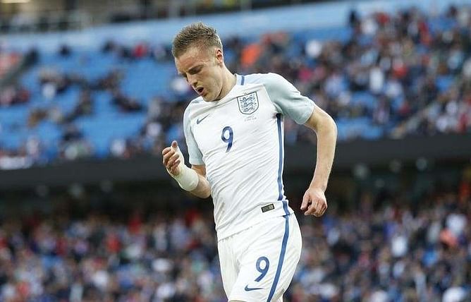 Kane and Vardy inspire England to friendly win over Turkey
