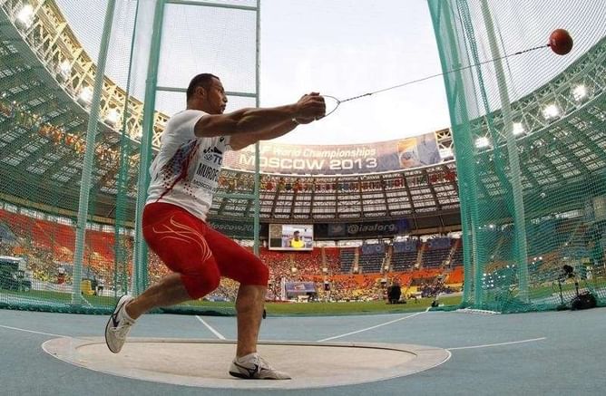Japan's Murofushi makes one last throw for Rio