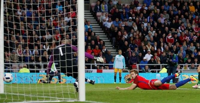 Rashford nets place in record books as England win