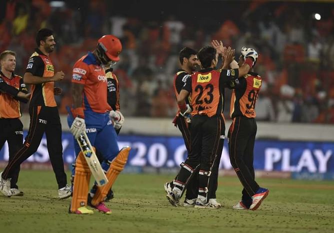 IPL 2016, Stats: Dhawan, bowlers guide Sunrisers Hyderabad to convincing five-wicket win over Gujarat Lions