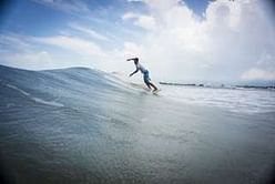 Samai Reboul wins the All Cargo Indian Open of Surfing