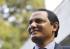 Mohammad Azharuddin feels MS Dhoni should give up captaincy only on his own terms