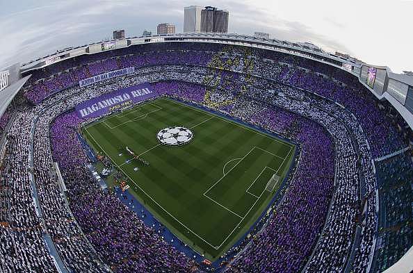 Is playing Champions League games on weekends a feasible solution?