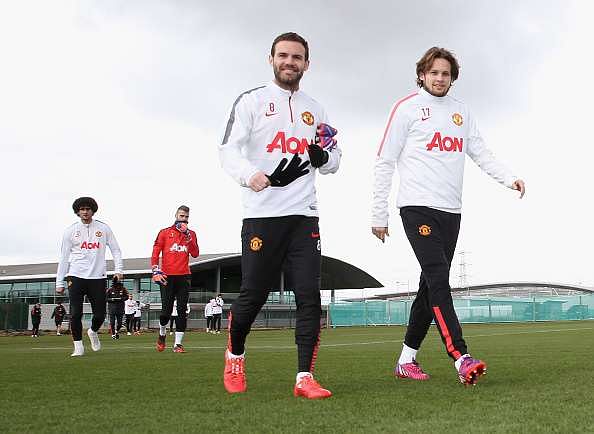 Report: Juan Mata and Daley Blind set for Manchester United exit