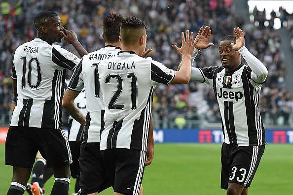 Juventus, AC Milan players meet Pope Francis ahead of Coppa Italia final