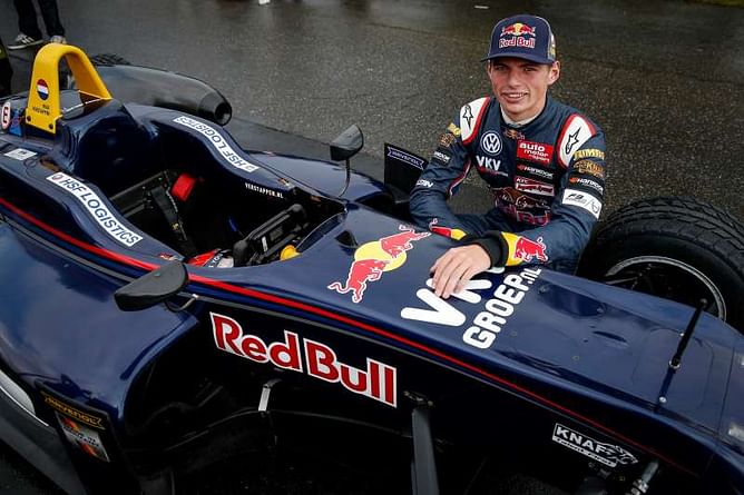 Max Verstappen to drive for Red Bull Racing