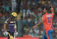 IPL 2016: Praveen Kumar was pleasantly surprised to see grassy wicket at Eden Gardens