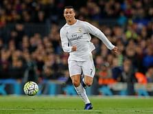 Xavi says Real Madrid played like a small team in Clasico