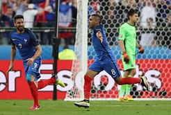 Payet's late stunner helps France floor Romania