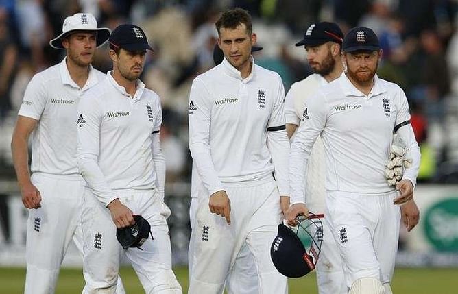 Angry Sri Lanka to complain against Hales' reprieve