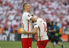 Euro 2016: Blaszczykowski strike sends Poland into last 16