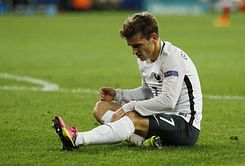 Griezmann extends contract with Atletico to 2021