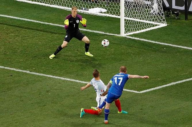 Iceland stun England with 2-1 win at Euro 2016