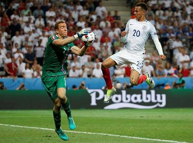 British media call Iceland loss worst in English history