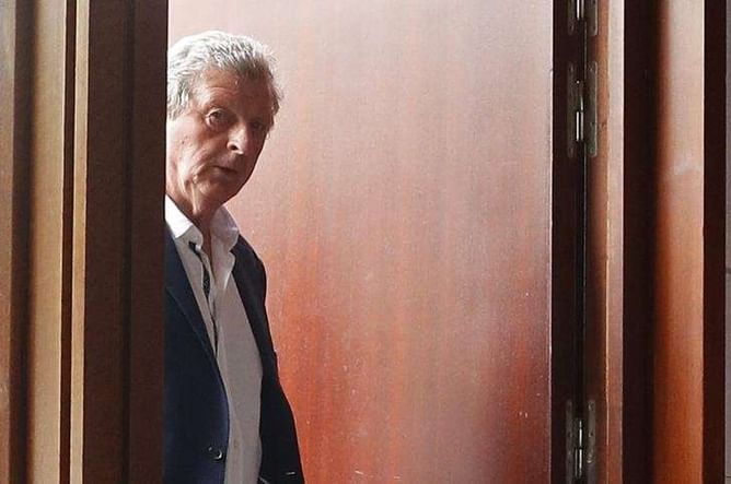 Hodgson denies reports of disharmony before Iceland blow