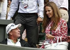 Murray beats fellow Brit Broady, Serena scrapes past Sadikovic