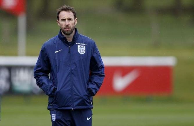 Favourite Southgate 'does not want England job'