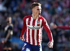 Antoine Griezmann signs a new 5-year deal with Atletico Madrid