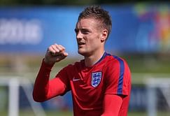 Claudio Ranieri reveals Jamie Vardy will have final say on Arsenal transfer