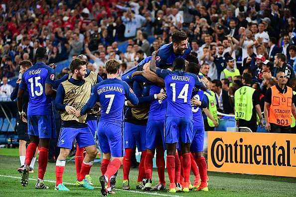 UEFA Euro 2016 Group A - Who among Switzerland, Albania or Romania join France in the Round of 16?