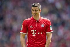 Reports: Robert Lewandowski considering Premier League transfer this season