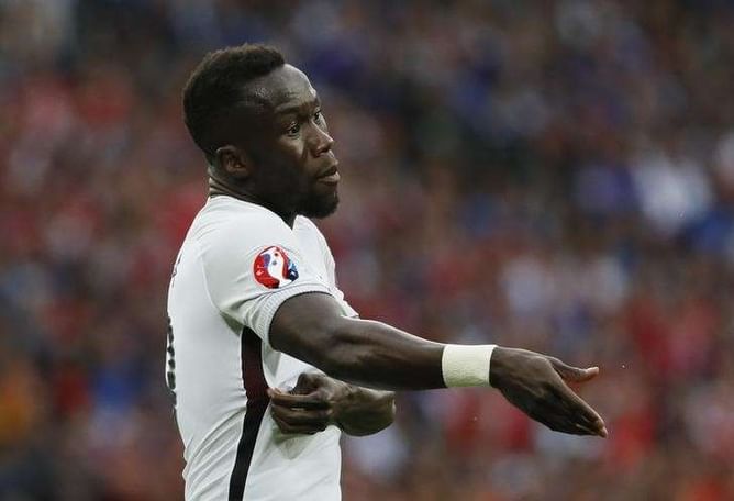 France's Sagna sounds confident note ahead of Iceland test