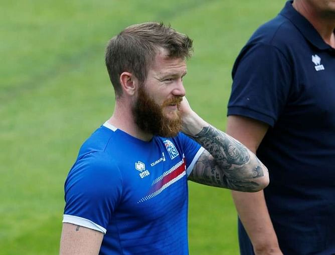 Iceland fully fit as captain Gunnarsson returns to training