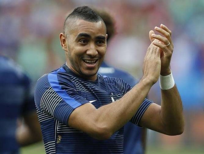 West Ham pin 50 million price tag on Payet