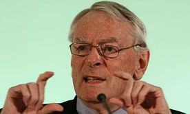 IOC "reluctant" to ban Russian team from Olympics - Pound